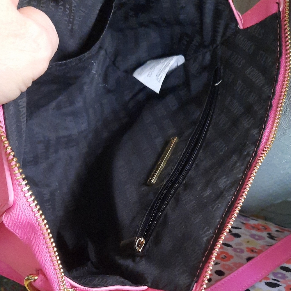 Steve Madden Vibrant Pink Crossbody Bag - Picture 3 of 3